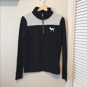QUARTER-ZIP SWEATSHIRT